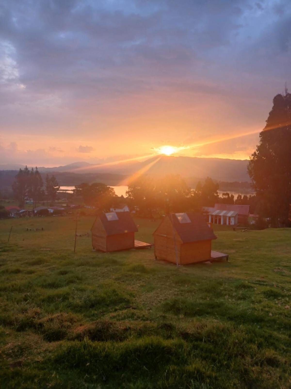 Camping Las Acacias Guatavita Eksteriør bilde